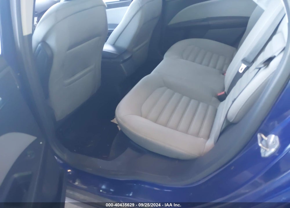 2014 FORD FUSION S VIN: 1FA6P0G70E5387030
