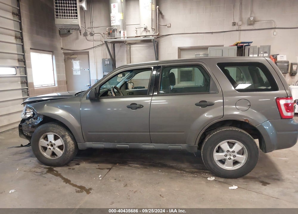 2012 FORD ESCAPE XLS VIN: 1FMCU0C7XCKA81880