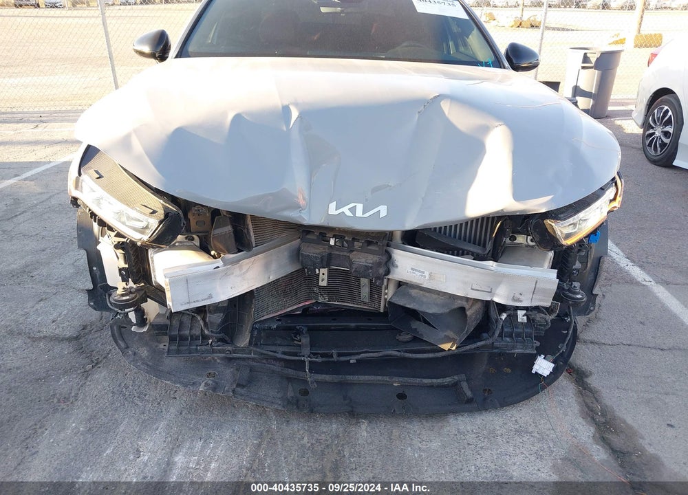 2022 KIA K5 VIN: 5XXG64J26NG159003