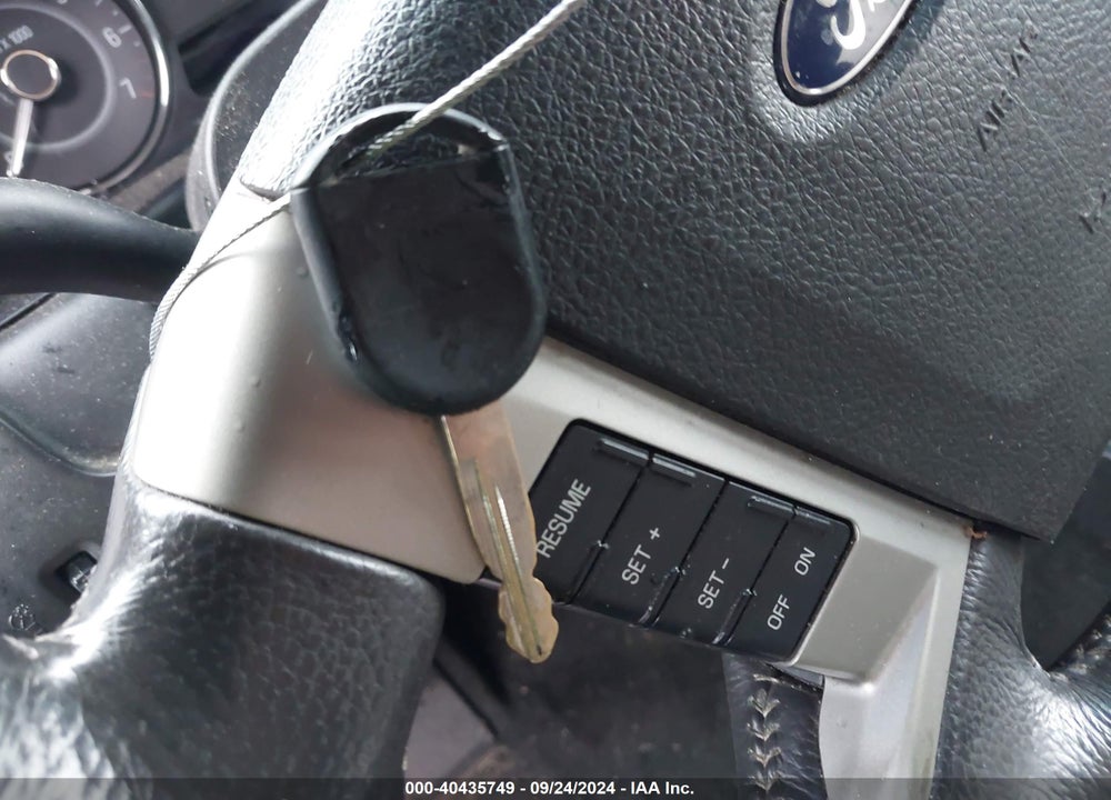 2009 FORD FLEX SE VIN: 2FMDK51C29BA31663