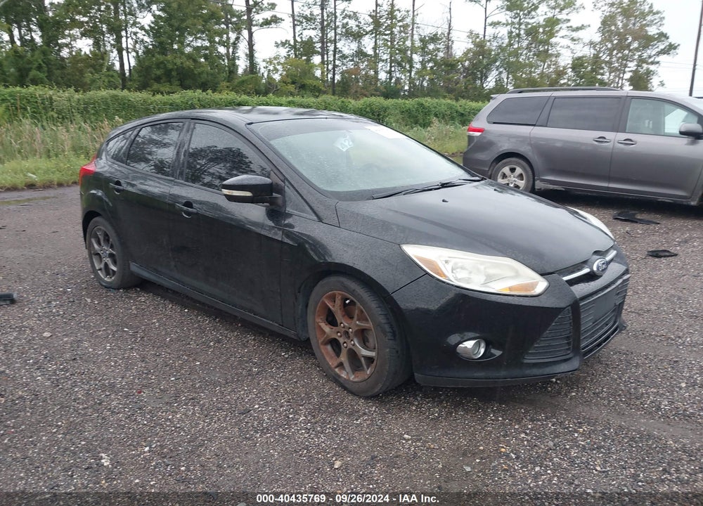 2014 FORD FOCUS SE VIN: 1FADP3K27EL455288