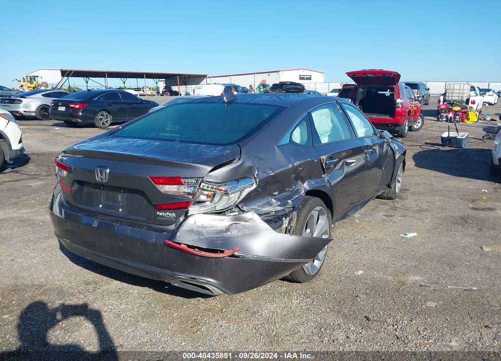 2018 HONDA ACCORD TOURING VIN: 1HGCV1F98JA036123
