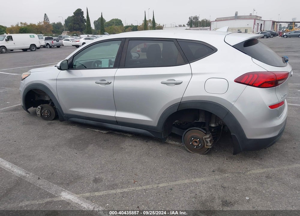 2019 HYUNDAI TUCSON SE VIN: KM8J23A47KU855206