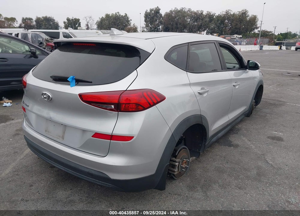 2019 HYUNDAI TUCSON SE VIN: KM8J23A47KU855206