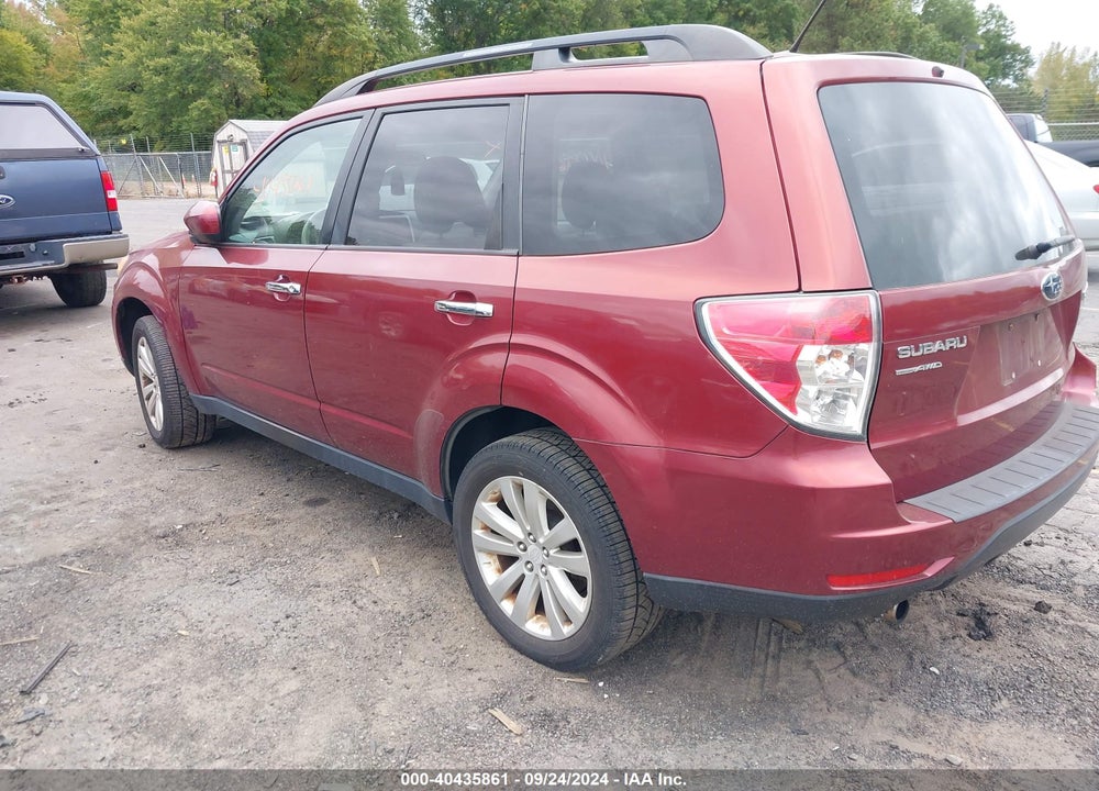 2011 SUBARU FORESTER 2.5X PREMIUM VIN: JF2SHADC1BH707450