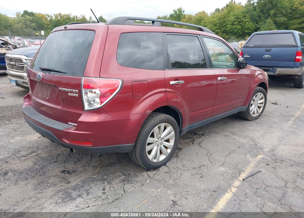 2011 SUBARU FORESTER 2.5X PREMIUM VIN: JF2SHADC1BH707450