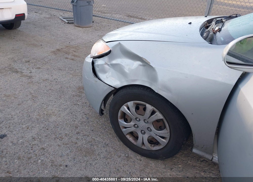 2010 HYUNDAI ELANTRA GLS VIN: KMHDU4AD7AU076528