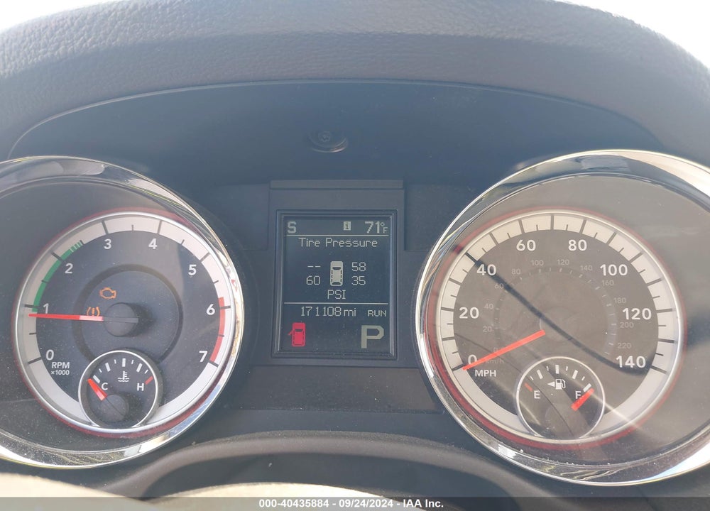 2011 DODGE DURANGO CREW VIN: 1D4SE4GTXBC630789