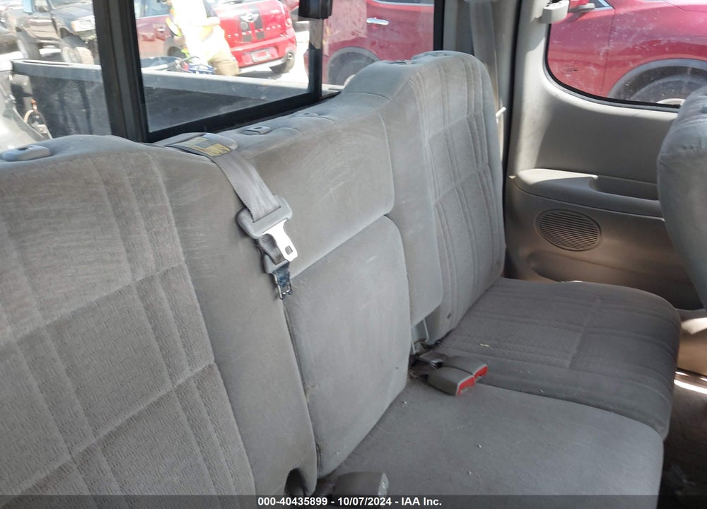 2005 TOYOTA TUNDRA SR5 V8 VIN: 5TBBT44115S459321