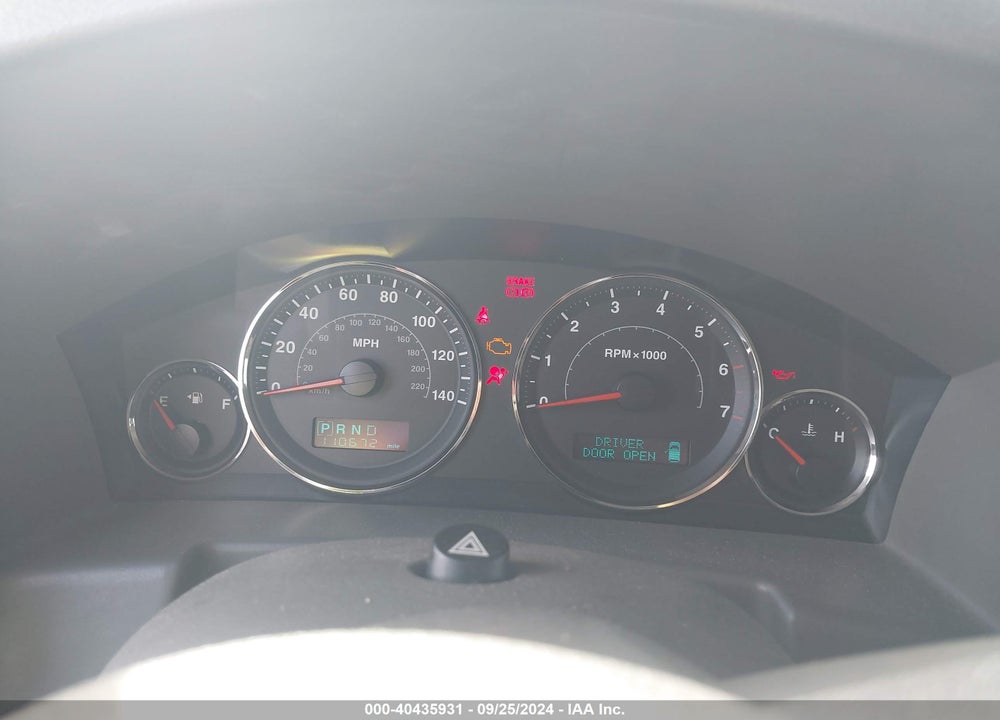 2006 JEEP COMMANDER VIN: 1J8HH48K96C294183