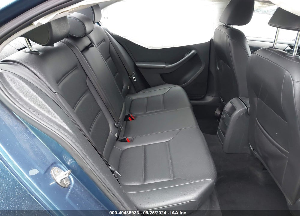 2017 VOLKSWAGEN JETTA 1.4T SE VIN: 3VWDB7AJXHM255871
