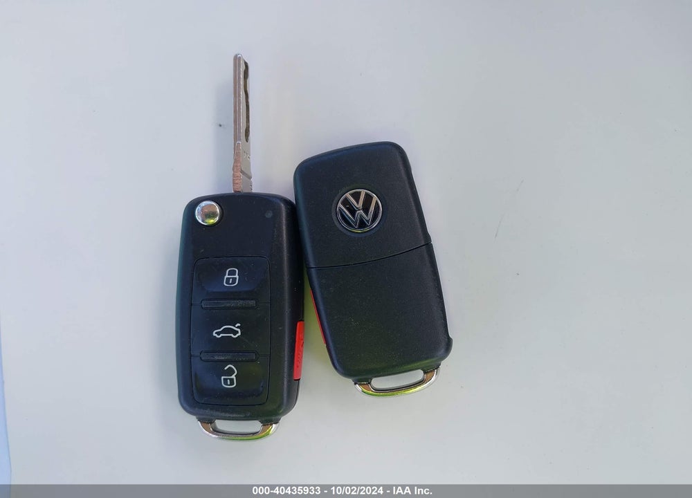 2017 VOLKSWAGEN JETTA 1.4T SE VIN: 3VWDB7AJXHM255871