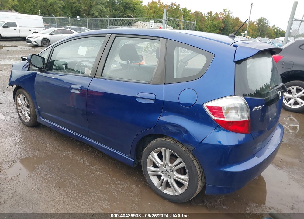 2010 HONDA FIT SPORT VIN: JHMGE8H41AC000433