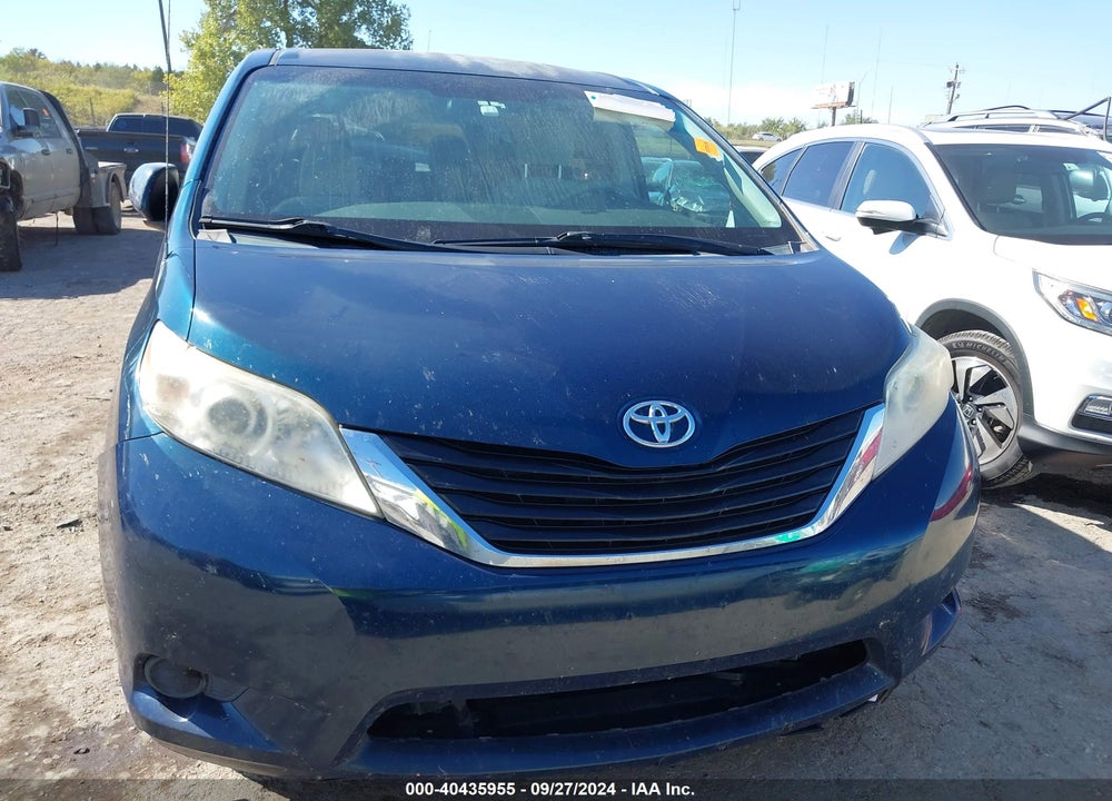 2011 TOYOTA SIENNA LE VIN: 5TDKA3DCXBS006822