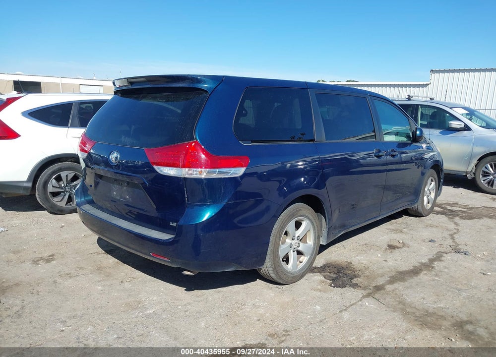 2011 TOYOTA SIENNA LE VIN: 5TDKA3DCXBS006822