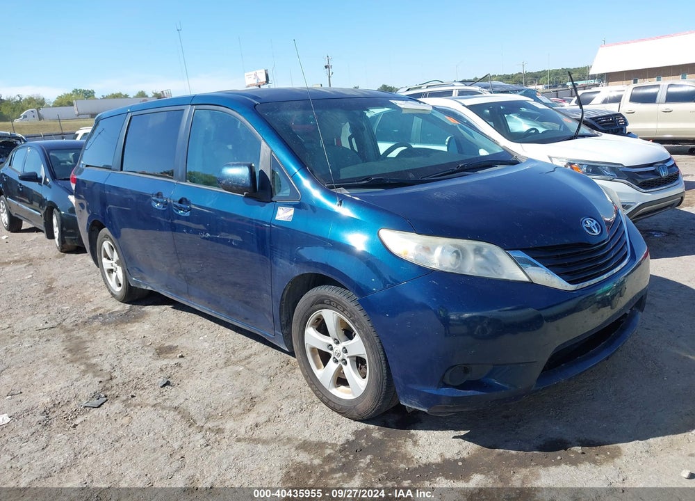 2011 TOYOTA SIENNA LE VIN: 5TDKA3DCXBS006822