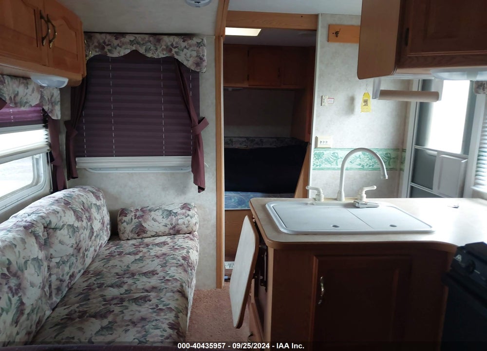 2005 KEYSTONE COUGAR RV VIN: 4YDT301295B061568
