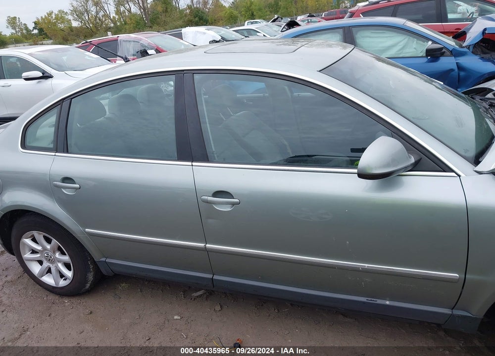 2004 VOLKSWAGEN PASSAT GLS VIN: WVWPD63B54E291459