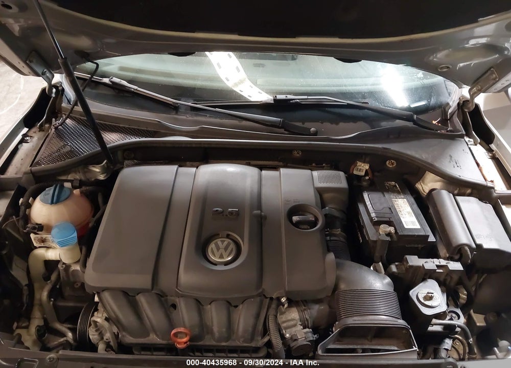 2013 VOLKSWAGEN PASSAT 2.5L S VIN: 1VWAP7A34DC123433