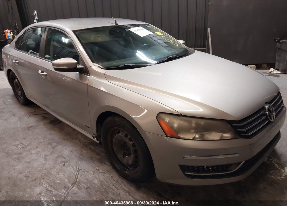 2013 VOLKSWAGEN PASSAT 2.5L S VIN: 1VWAP7A34DC123433