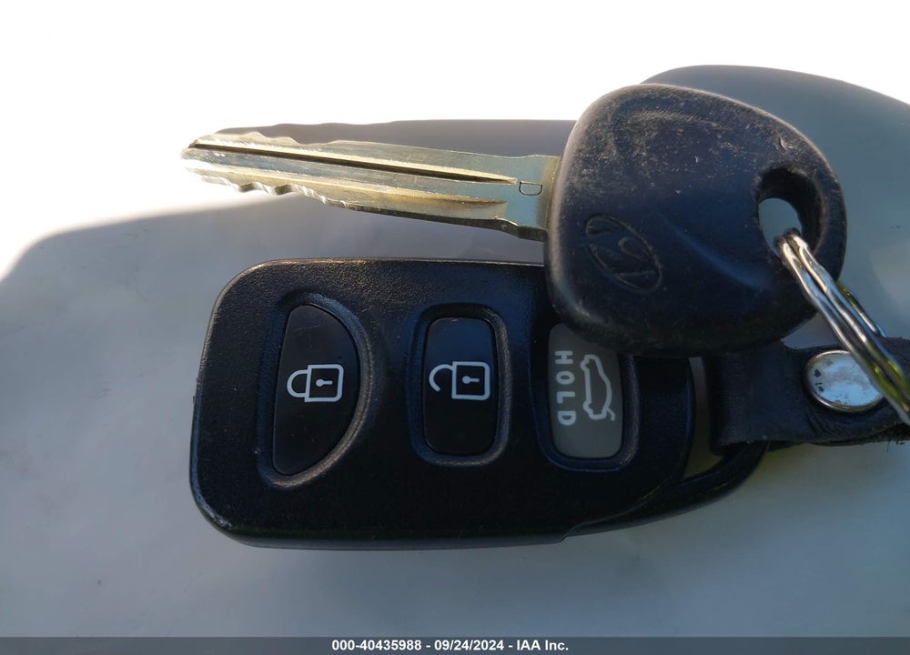 2007 HYUNDAI ELANTRA GLS/LIMITED/SE VIN: KMHDU46D87U104290