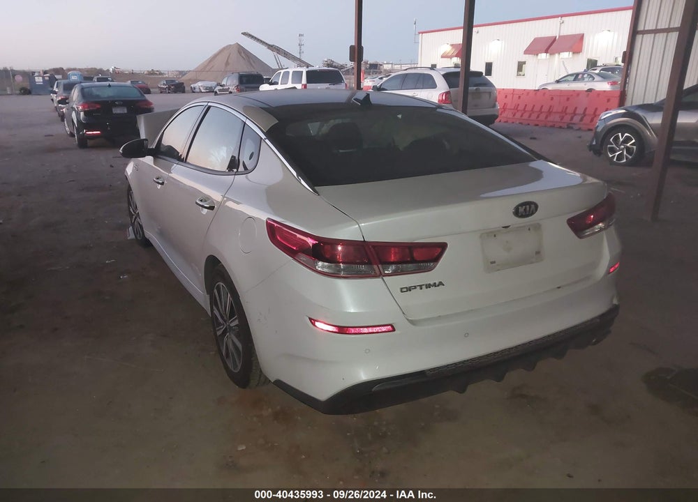 2019 KIA OPTIMA LX VIN: 5XXGT4L39KG334886
