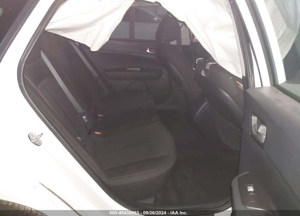 2019 KIA OPTIMA LX VIN: 5XXGT4L39KG334886