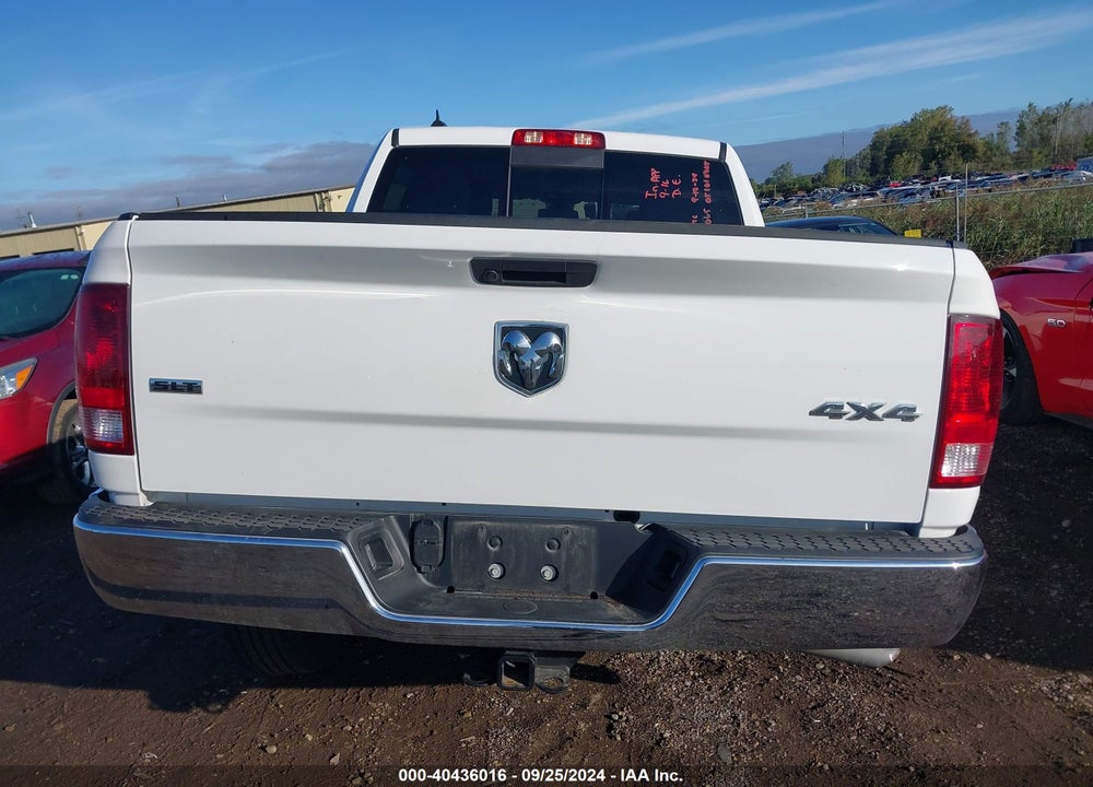 2023 RAM 1500 CLASSIC SLT 4X4 5'7 BOX VIN: 1C6RR7LG7PS516652