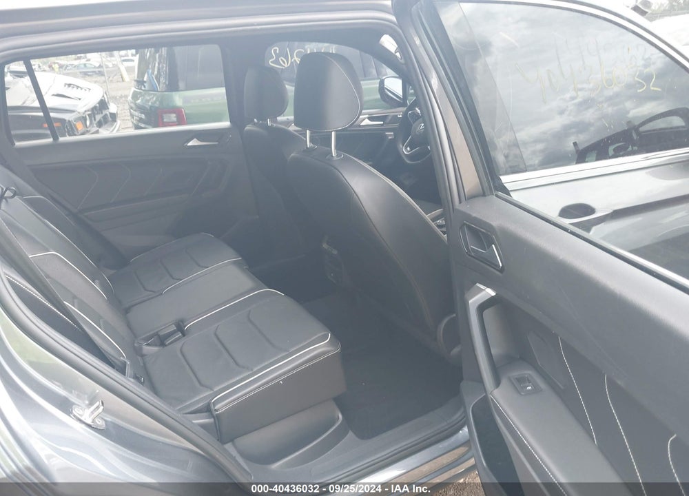 2022 VOLKSWAGEN TIGUAN 2.0T SEL R-LINE VIN: 3VV4B7AX7NM144263