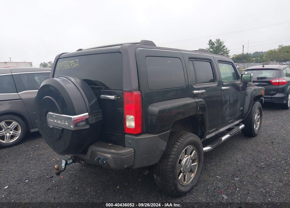 2007 HUMMER H3 SUV VIN: 5GTDN13E978182141