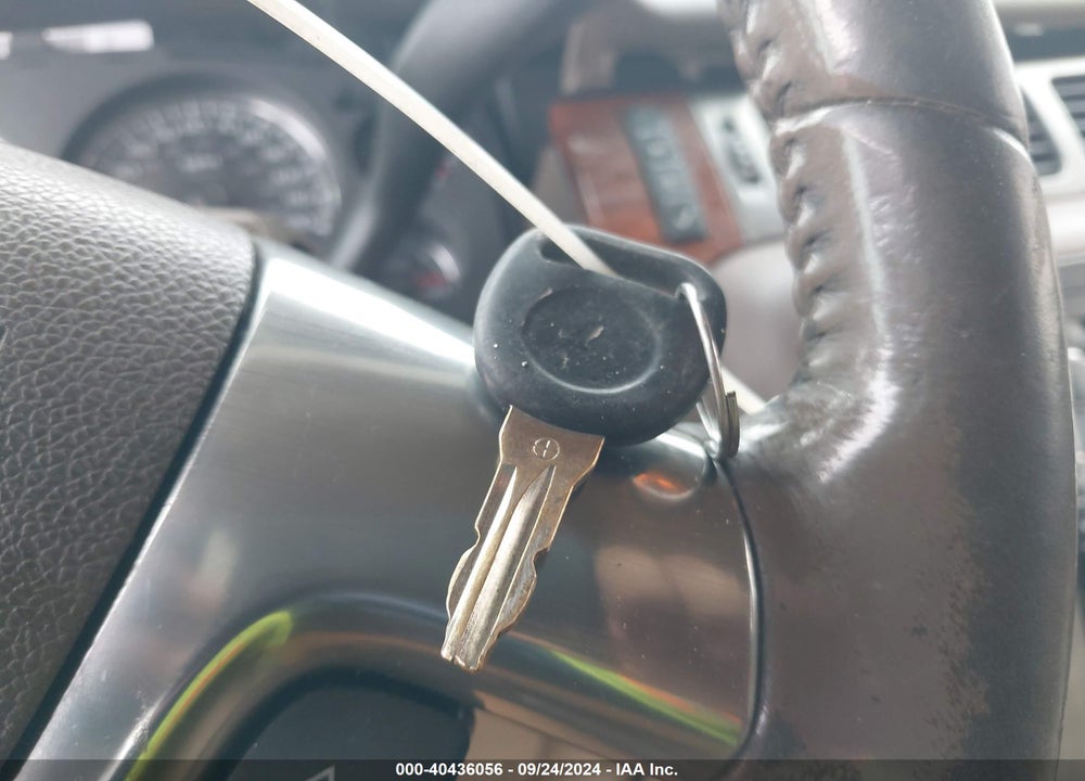 2007 GMC YUKON SLE VIN: 1GKFC13J77R227045