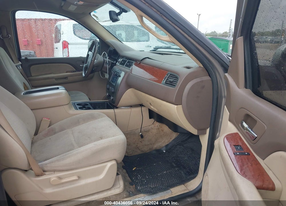 2007 GMC YUKON SLE VIN: 1GKFC13J77R227045