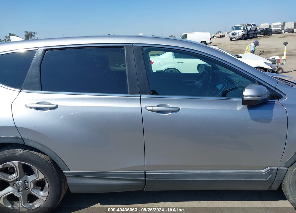 2018 HONDA CR-V EX VIN: 7FARW1H52JE044973