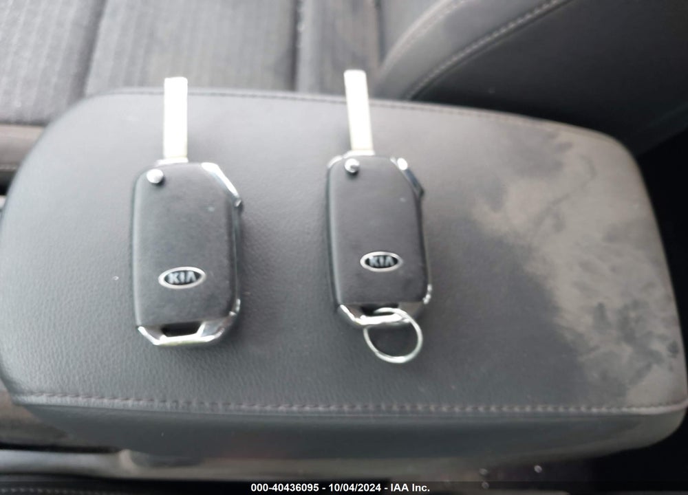 2021 KIA SOUL GT LINE VIN: KNDJ63AU6M7757553
