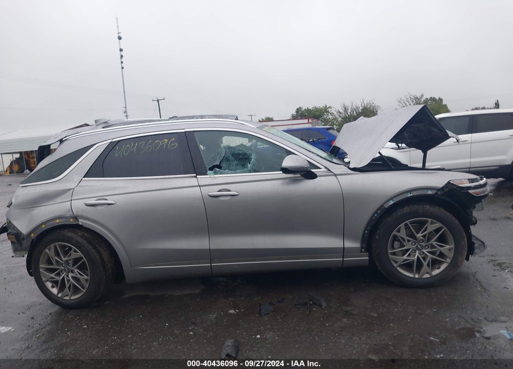 2022 GENESIS GV70 2.5T AWD VIN: KMUMADTB6NU069999