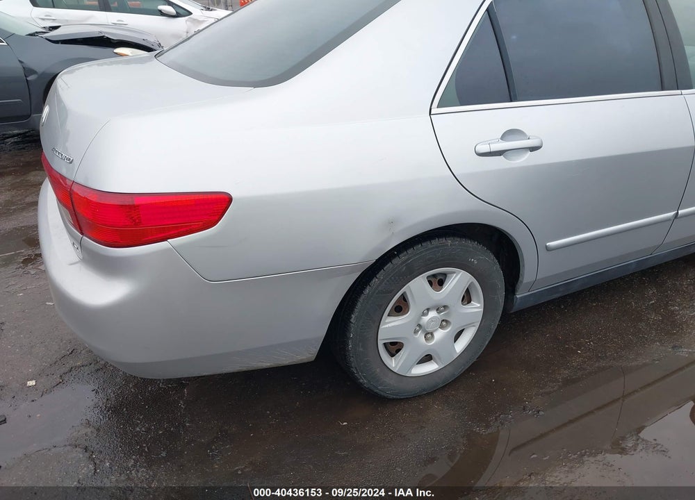 2005 HONDA ACCORD 2.4 LX VIN: JHMCM56495C004108