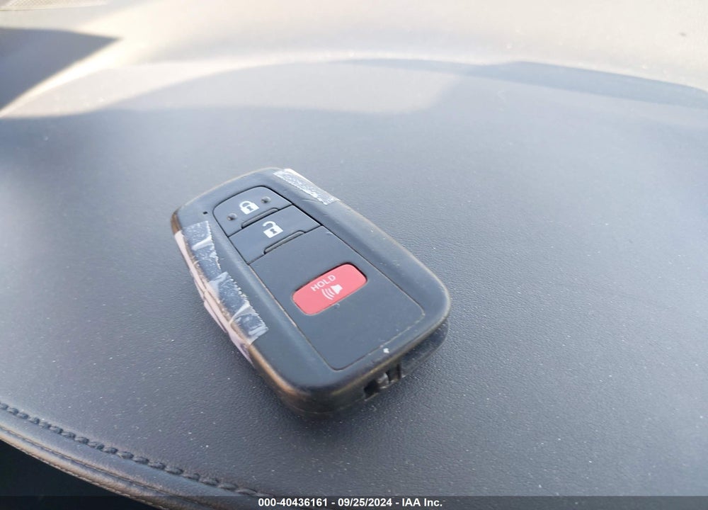 2019 TOYOTA C-HR XLE VIN: JTNKHMBX2K1033688