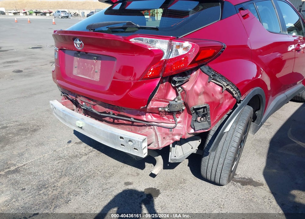 2019 TOYOTA C-HR XLE VIN: JTNKHMBX2K1033688