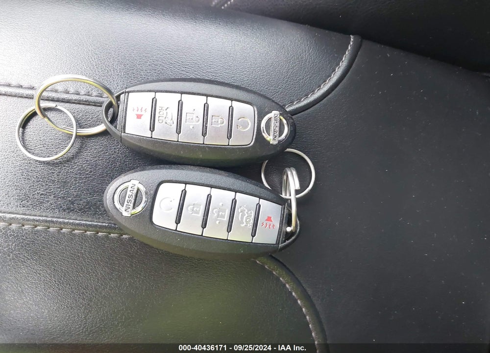2018 NISSAN ROGUE SL VIN: JN8AT2MT6JW466787