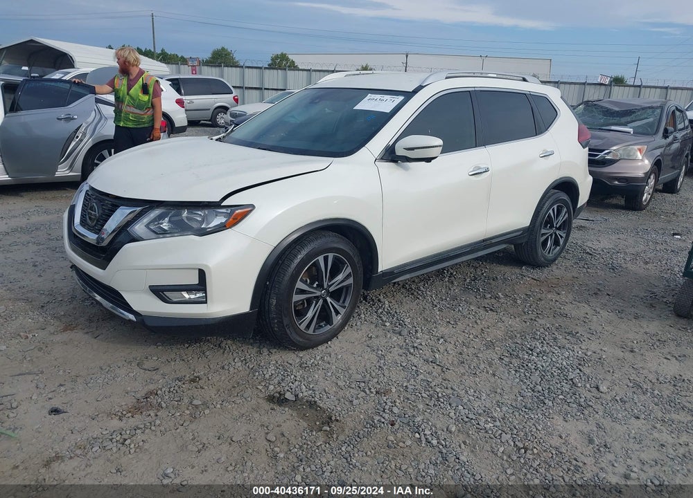 2018 NISSAN ROGUE SL VIN: JN8AT2MT6JW466787