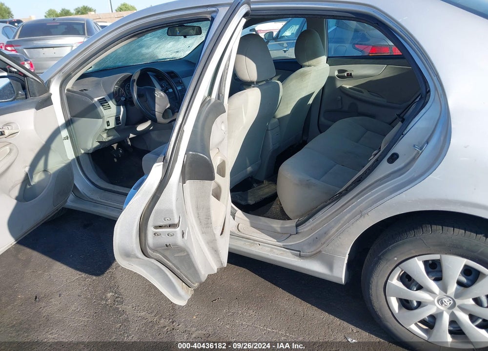 2011 TOYOTA COROLLA VIN: 2T1BU4EE4BC542445