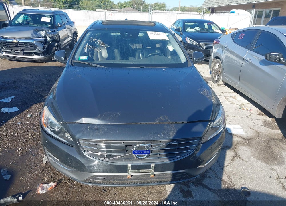 2015 VOLVO V60 VIN: YV140MEM0F1243597