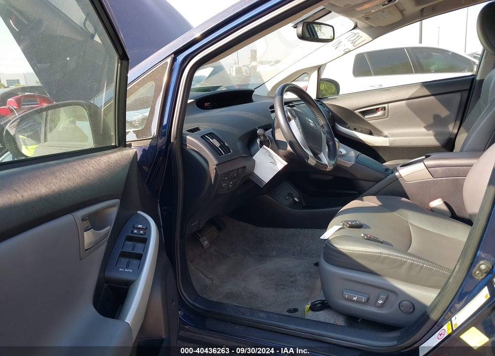 2013 TOYOTA PRIUS FOUR VIN: JTDKN3DU6D1682830