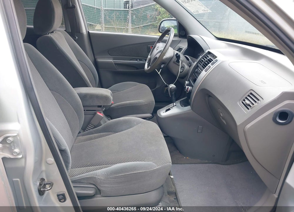 2007 HYUNDAI TUCSON LIMITED/SE VIN: KM8JN72D77U560255