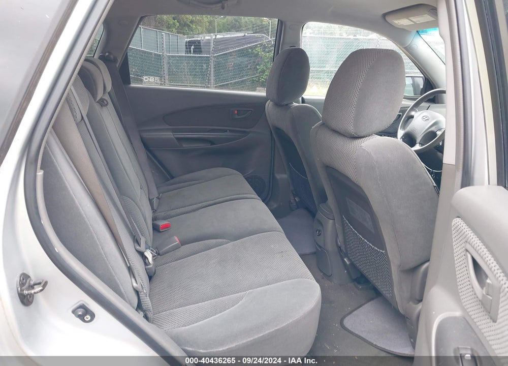 2007 HYUNDAI TUCSON LIMITED/SE VIN: KM8JN72D77U560255