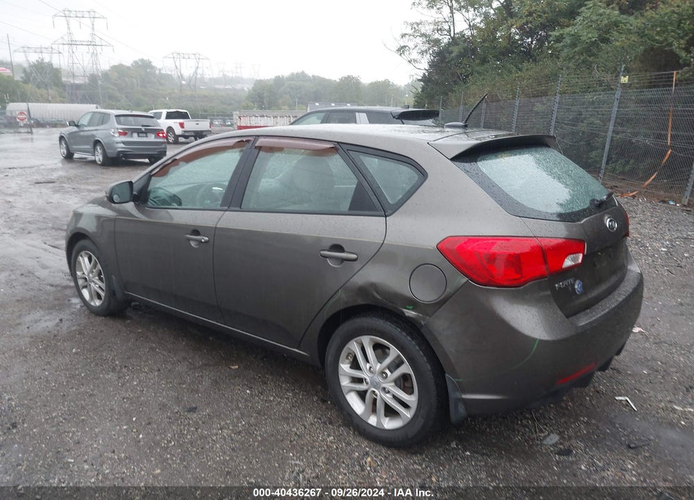 2011 KIA FORTE EX VIN: KNAFU5A24B5324454