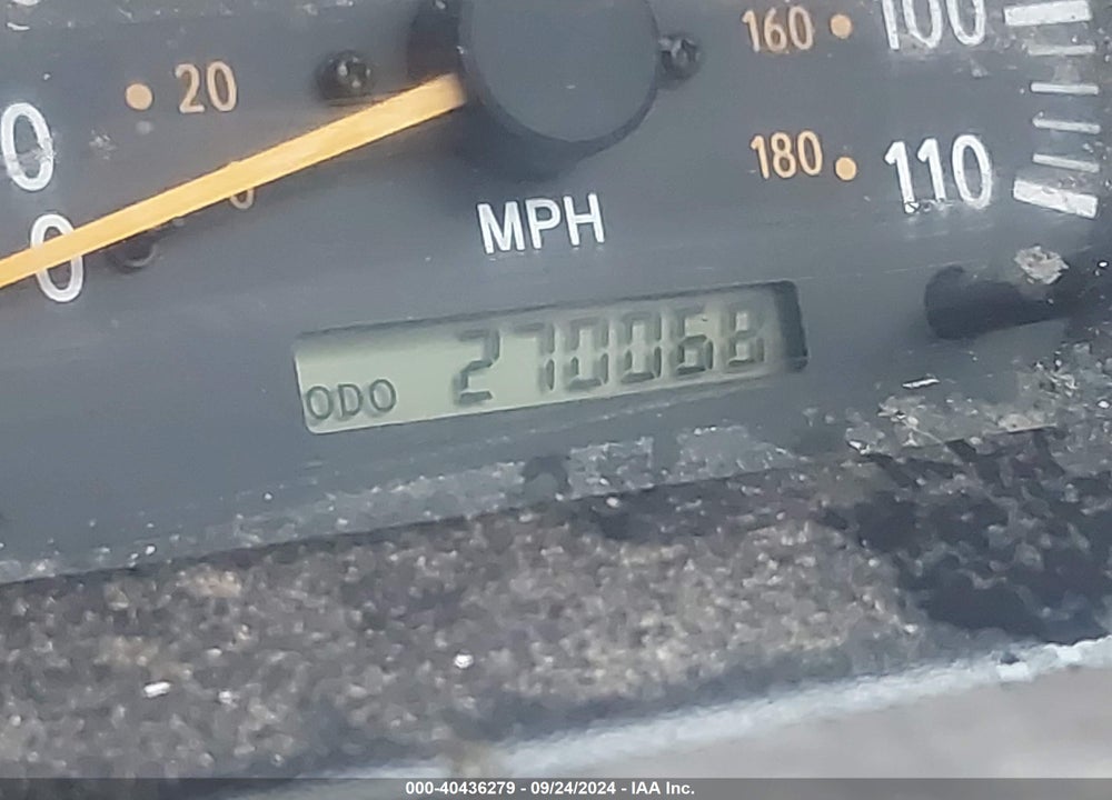 2003 TOYOTA TUNDRA LTD V8 VIN: 5TBBT48123S434922