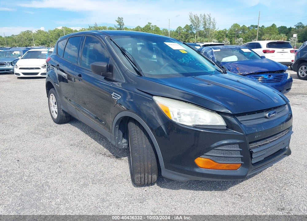 2014 FORD ESCAPE S VIN: 1FMCU0F74EUA66942
