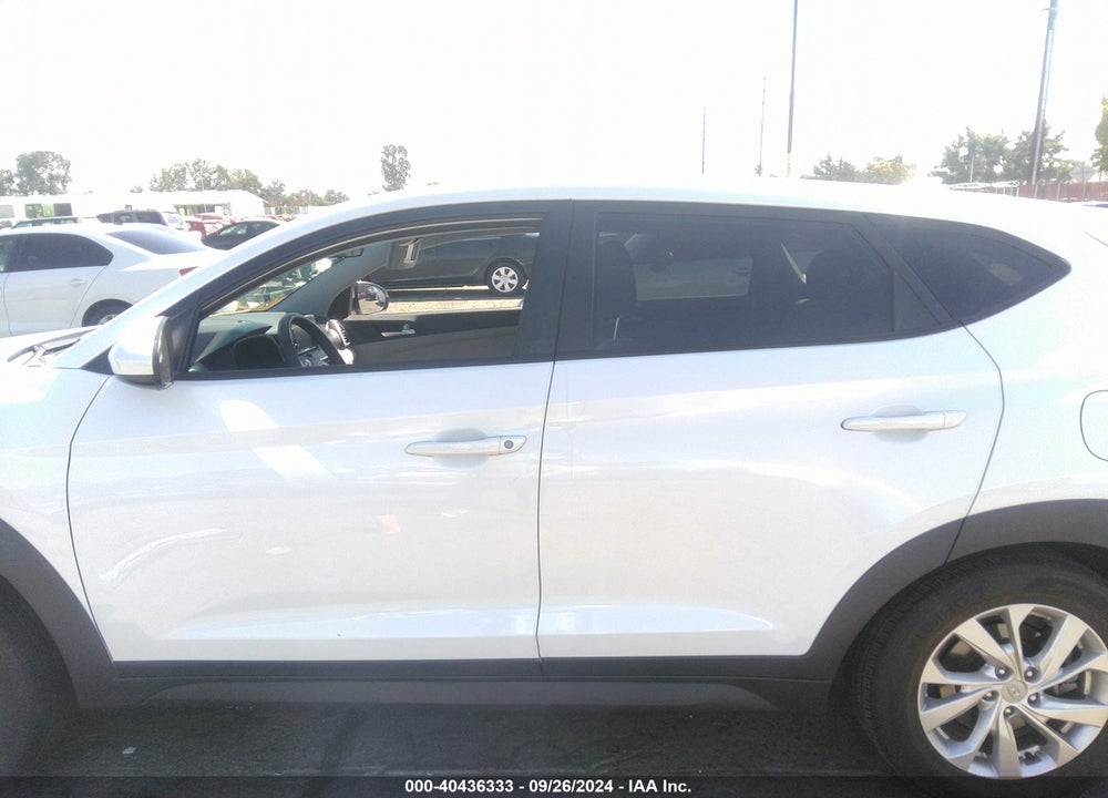 2021 HYUNDAI TUCSON SE VIN: KM8J23A44MU355183