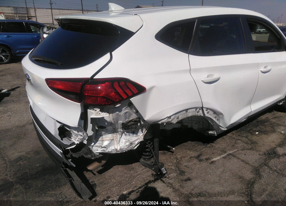 2021 HYUNDAI TUCSON SE VIN: KM8J23A44MU355183